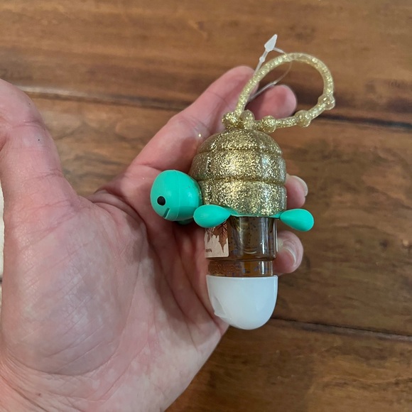 Bath & Body Works Accessories Bath And Body Works Turtle Hand